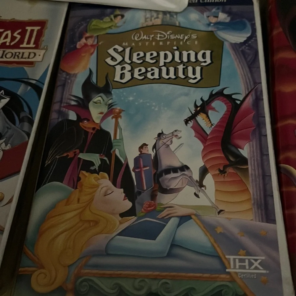 Walt Disney VHS Tapes Lot of 5 sleeping beauty, the Fox and the hound